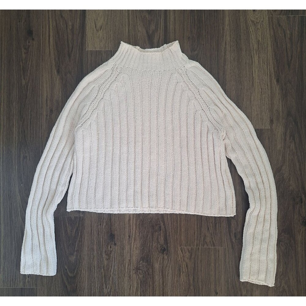 💙 American Eagle Soft Knit Cream Sweater Size M/L Comfy Cozy Preppy